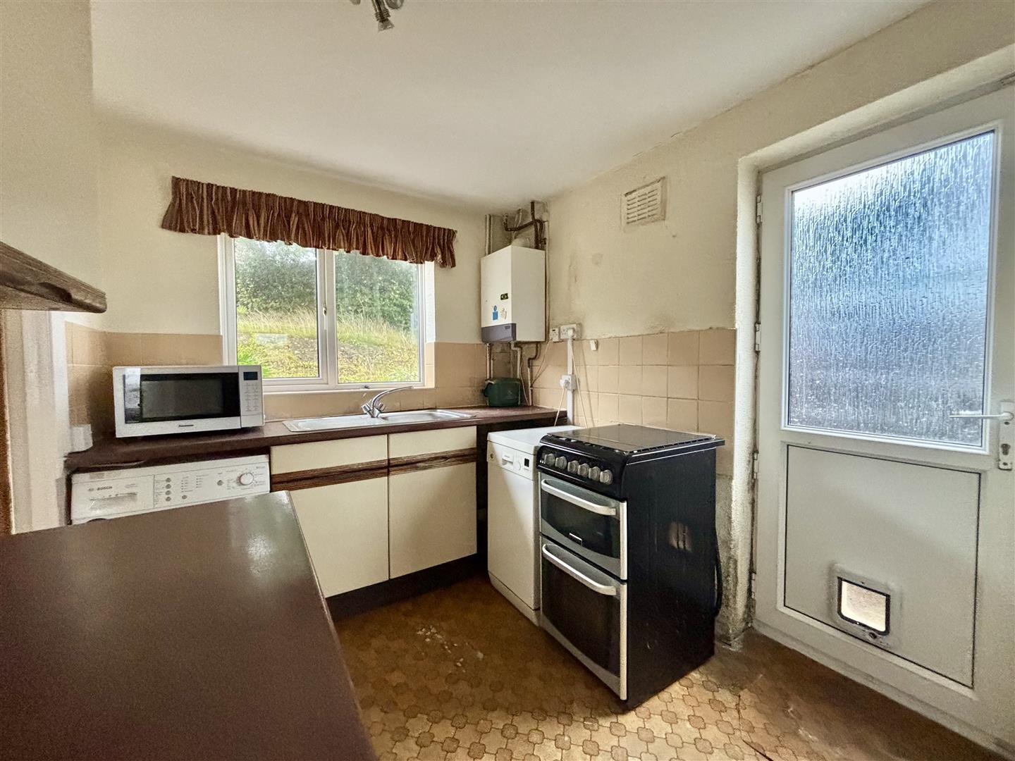 Glan Dulais, Dunvant, Swansea, SA2 7RT